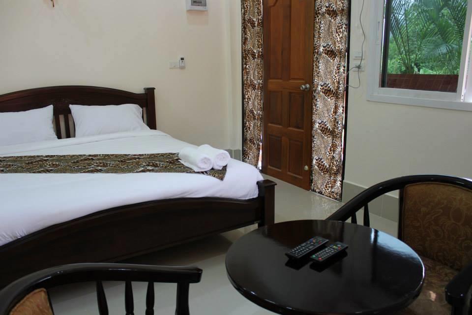 Baan Mek Lom Hotel Khao Lak Eksteriør billede