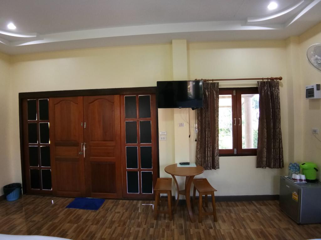 Baan Mek Lom Hotel Khao Lak Eksteriør billede